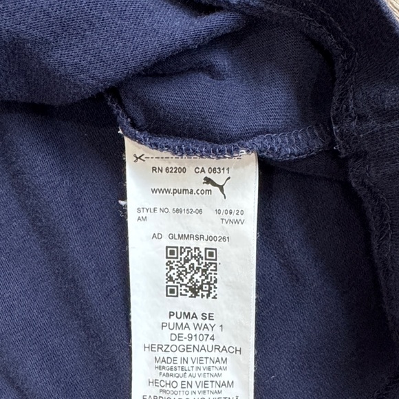 PUMA Navy Tee with Red Logo Size XL - Picture 3 of 10